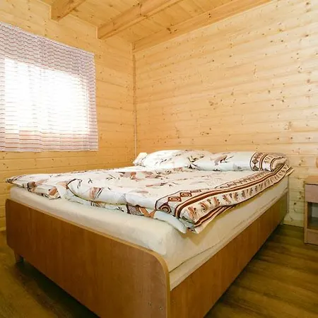 & Letniskowe Edyta * 里沃