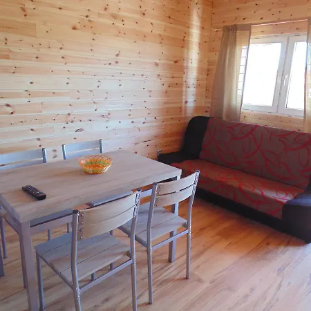 & Letniskowe Edyta * Реваль